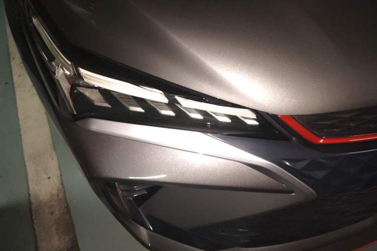 Used Geely Auto Coolray 2022 Bin Yue COOL 1.5TD DCT Ignite Edition Right Front Headlight