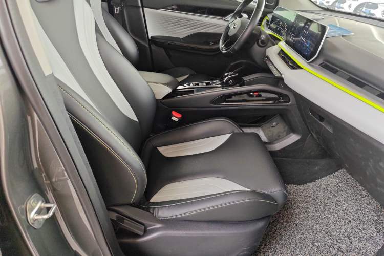 Used Geely Auto Coolray 2022 Bin Yue COOL 1.5TD DCT Hot Engine Edition Right Front Seat
