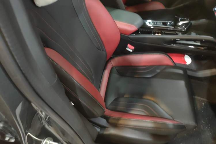 Used Geely Auto Coolray 2022 Bin Yue COOL 1.5TD DCT Ignite Edition Right Front Seat