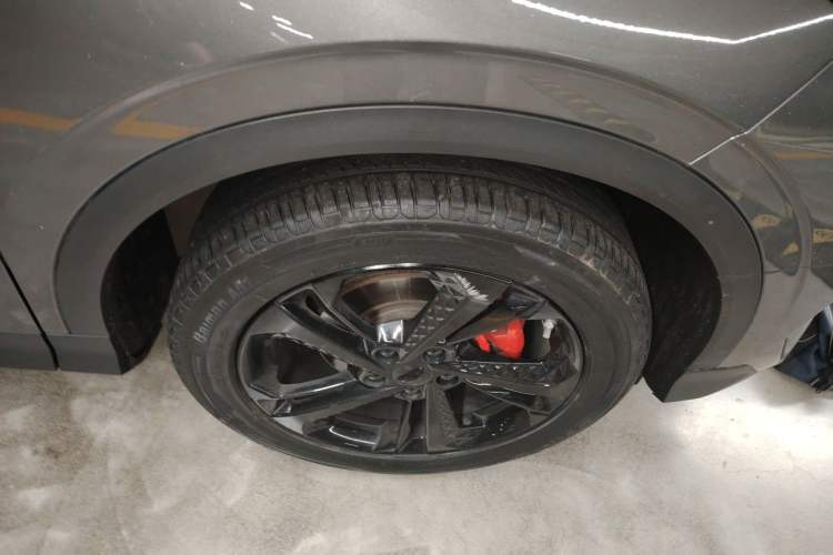 Used Geely Auto Coolray 2022 Bin Yue COOL 1.5TD DCT Hot Engine Edition Right Front Wheel Hub