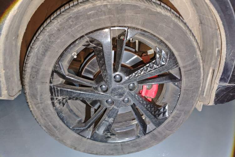Used Geely Auto Coolray 2022 Bin Yue COOL 1.5TD DCT Ignite Edition Right Front Wheel Hub
