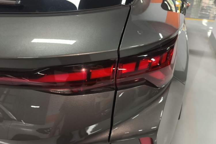 Used Geely Auto Coolray 2022 Bin Yue COOL 1.5TD DCT Ignite Edition Right Rear Taillight