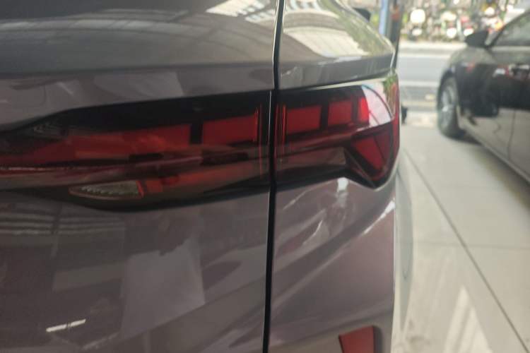 Used Geely Auto Coolray 2022 Bin Yue COOL 1.5TD DCT Ignite Edition Right Rear Taillight