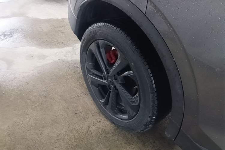 Used Geely Auto Coolray 2022 Bin Yue COOL 1.5TD DCT Hot Engine Edition Right Rear Wheel Hub