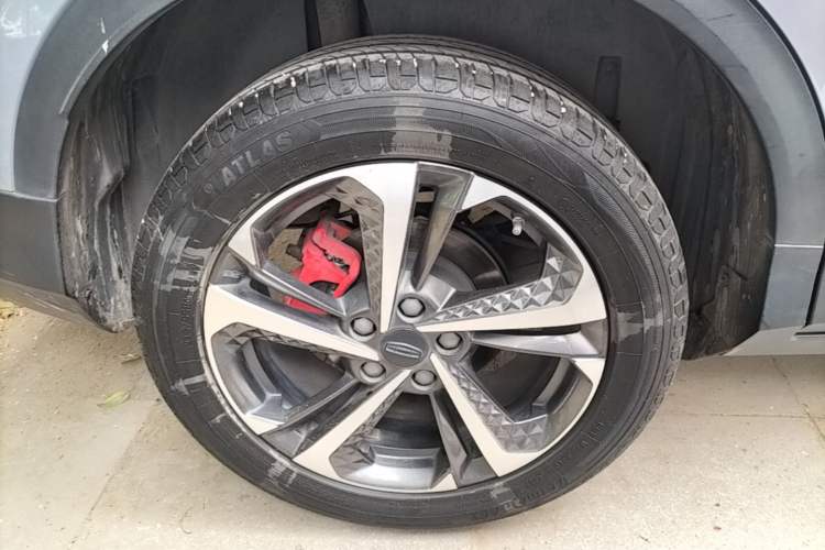 Used Geely Auto Coolray 2022 Bin Yue COOL 1.5TD DCT Ignite Edition Right Rear Wheel Hub