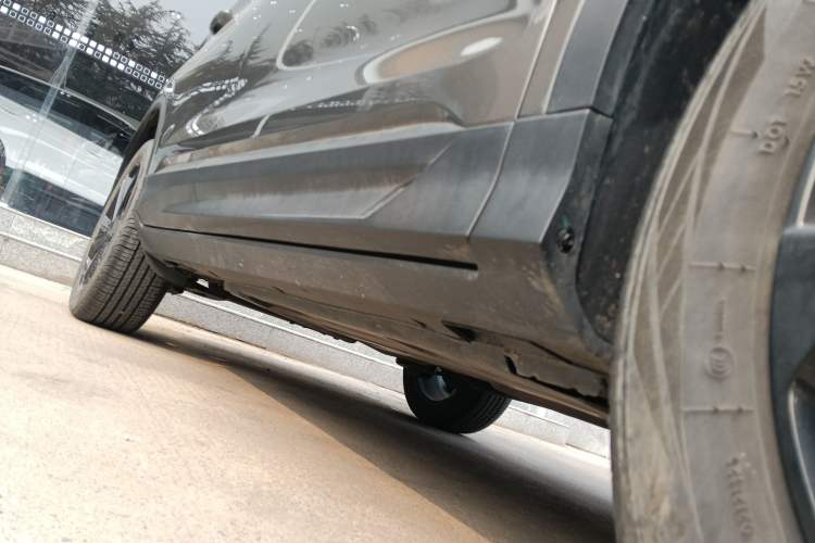 Used Geely Auto Coolray 2022 Bin Yue COOL 1.5TD DCT Ignite Edition Right Side Sill