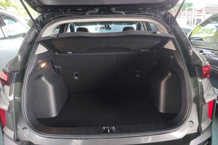 Used Geely Auto Coolray 2022 Bin Yue COOL 1.5TD DCT Hot Engine Edition Trunk