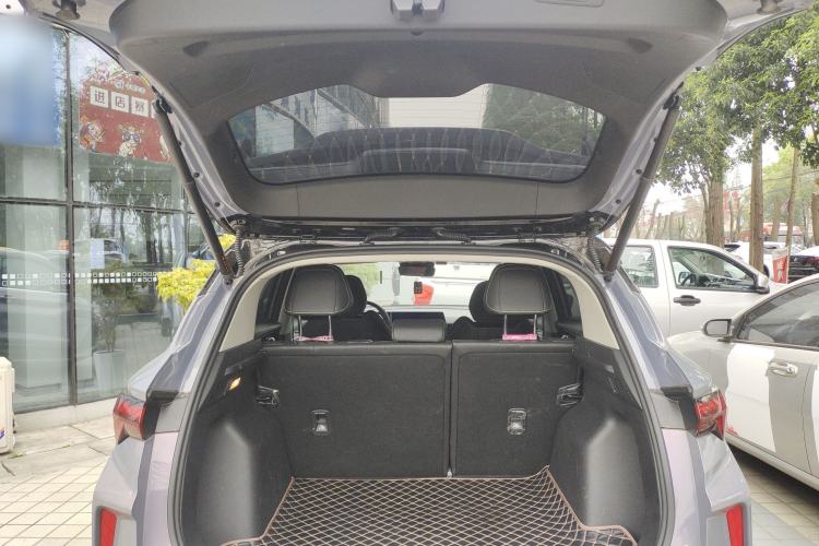 Used Geely Auto Coolray 2022 Bin Yue COOL 1.5TD DCT Ignite Edition Trunk