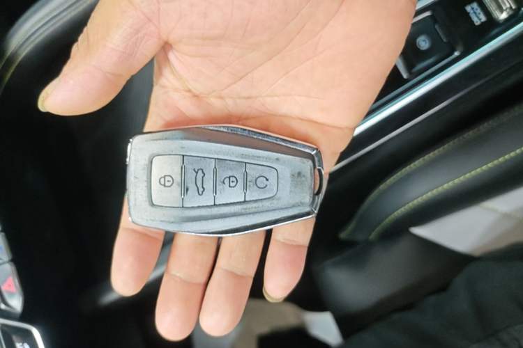 Used Geely Auto Coolray 2022 Bin Yue COOL 1.5TD DCT Hot Engine Edition Vehicle Key