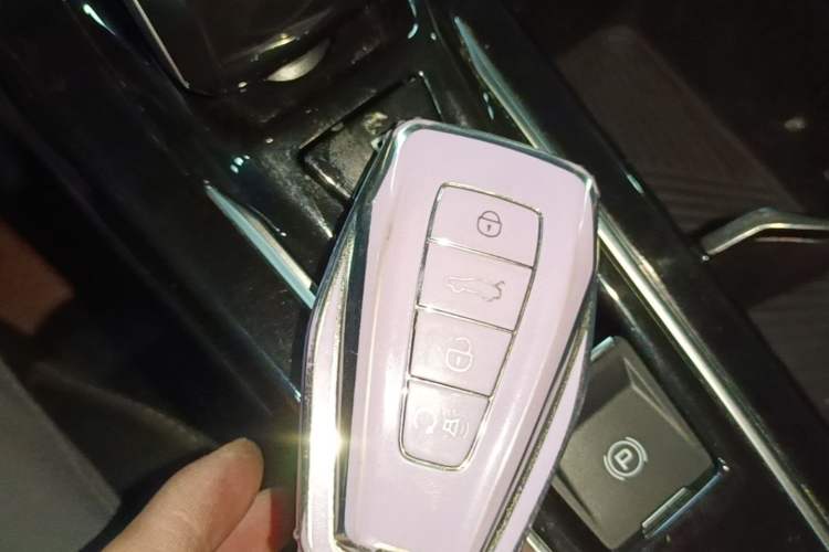 Used Geely Auto Coolray 2022 Bin Yue COOL 1.5TD DCT Hot Engine Edition Vehicle Key