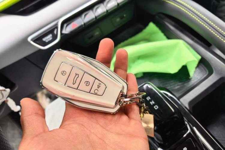 Used Geely Auto Coolray 2022 Bin Yue COOL 1.5TD DCT Ignite Edition Vehicle Key
