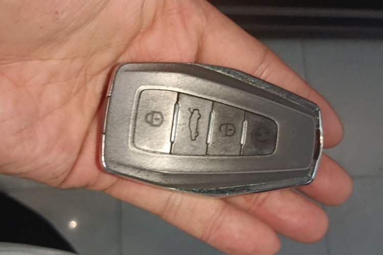 Used Geely Auto Coolray 2022 Bin Yue COOL 1.5TD DCT Hot Engine Edition Vehicle Key