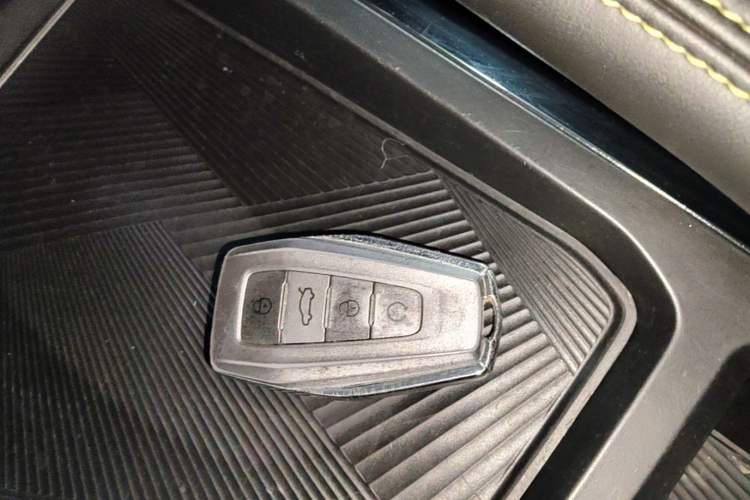 Used Geely Auto Coolray 2022 Bin Yue COOL 1.5TD DCT Ignite Edition Vehicle Key