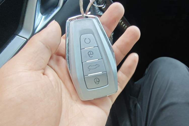 Used Geely Auto Coolray 2022 Bin Yue COOL 1.5TD DCT Hot Engine Edition Vehicle Key