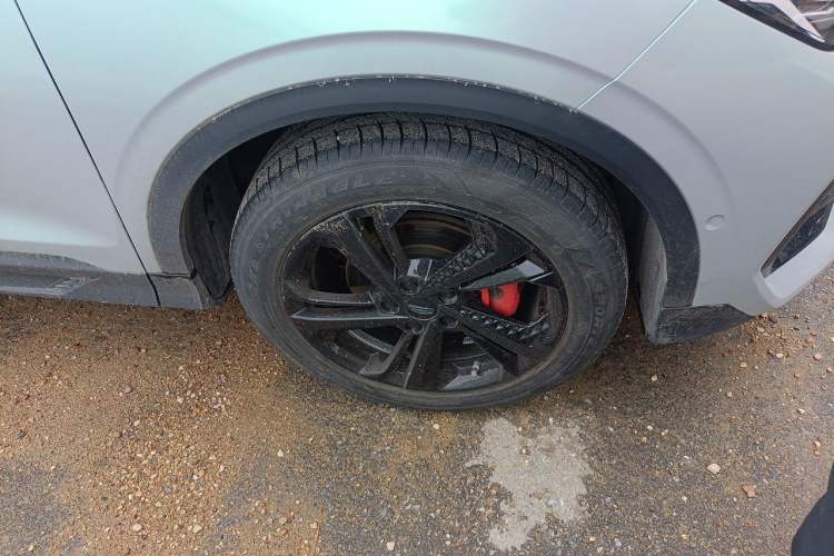 Used Geely Auto Coolray 2022 Bin Yue COOL 1.5TD DCT Battle Edition Right Front Wheel Hub