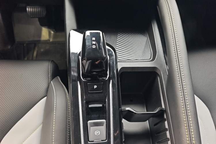 Used Geely Auto Coolray 2022 Bin Yue COOL 1.5TD DCT Ignite Edition Gear Lever