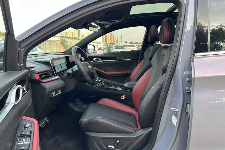 Used Geely Auto Coolray 2022 Bin Yue COOL 1.5TD DCT Battle Edition Interior 2