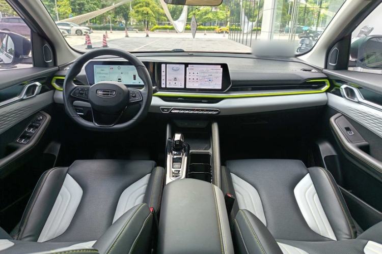 Used Geely Auto Coolray 2022 Bin Yue COOL 1.5TD DCT Ignite Edition Interior 7