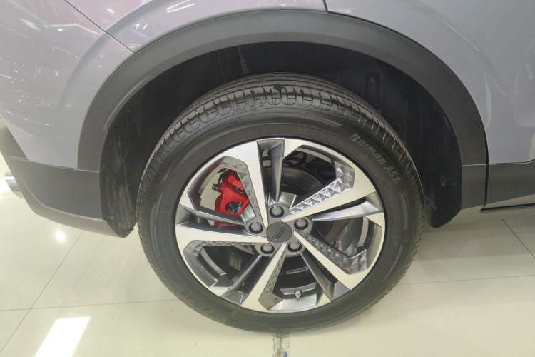 Used Geely Auto Coolray 2022 Bin Yue COOL 1.5TD DCT Ignite Edition Right Rear Wheel Hub