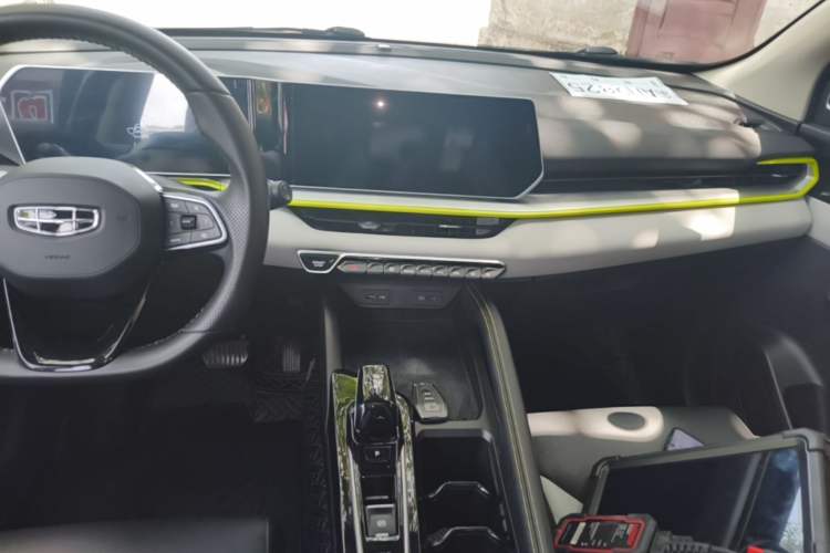 Used Geely Auto Coolray 2022 Bin Yue COOL 1.5TD DCT Hot Engine Edition Audio And AC Panel
