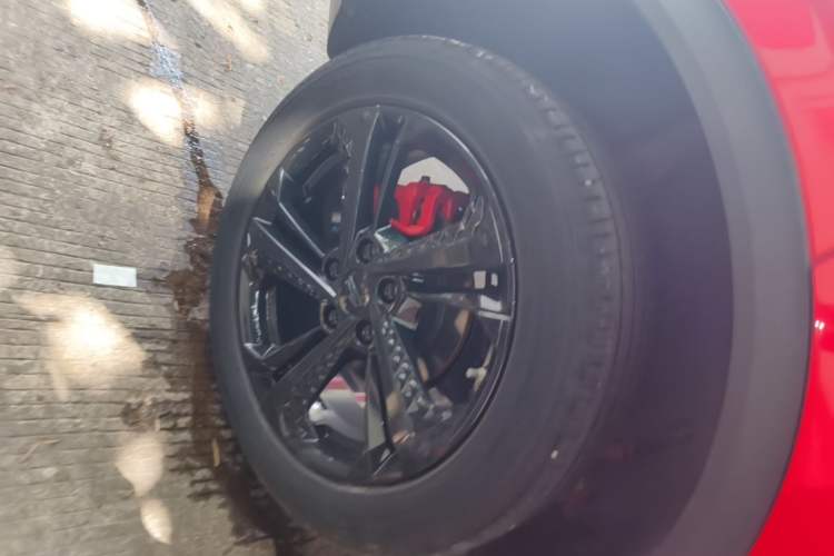 Used Geely Auto Coolray 2022 Bin Yue COOL 1.5TD DCT Hot Engine Edition Right Rear Wheel Hub