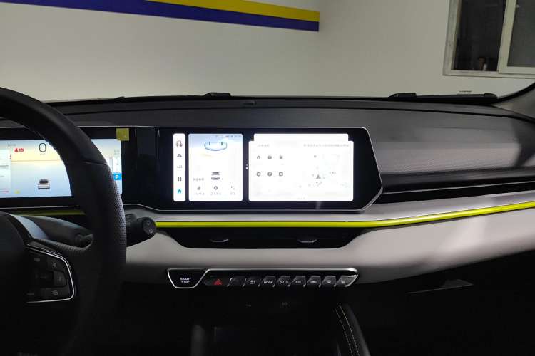 Used Geely Auto Coolray 2022 Bin Yue COOL 1.5TD DCT Ignite Edition Audio And AC Panel