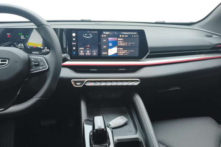 Used Geely Auto Coolray 2022 Bin Yue COOL 1.5TD DCT Hot Engine Edition Audio And AC Panel