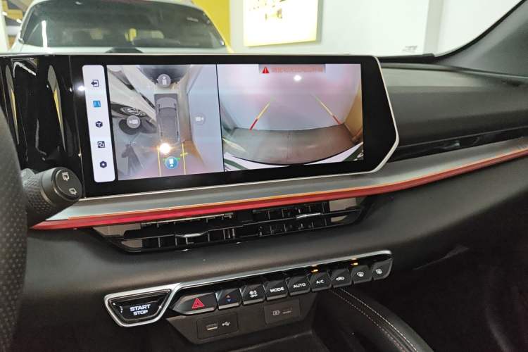 Used Geely Auto Coolray 2022 Bin Yue COOL 1.5TD DCT Ignite Edition Audio And AC Panel