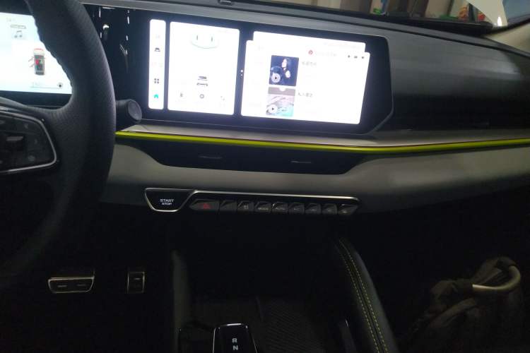 Used Geely Auto Coolray 2022 Bin Yue COOL 1.5TD DCT Battle Edition Audio And AC Panel