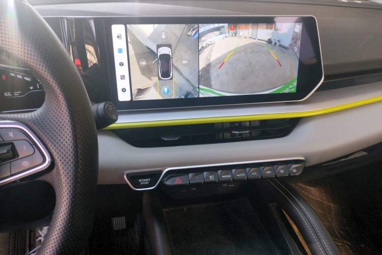 Used Geely Auto Coolray 2022 Bin Yue COOL 1.5TD DCT Hot Engine Edition Audio And AC Panel
