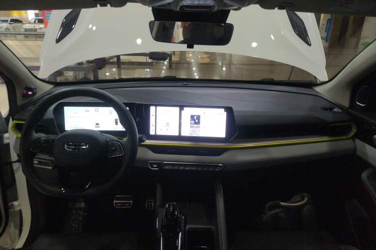 Used Geely Auto Coolray 2022 Bin Yue COOL 1.5TD DCT Battle Edition Center Console