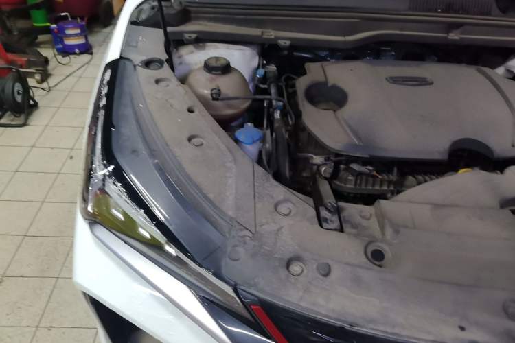 Used Geely Auto Coolray 2022 Bin Yue COOL 1.5TD DCT Hot Engine Edition Engine Bay Right