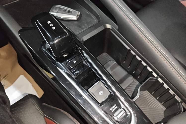 Used Geely Auto Coolray 2022 Bin Yue COOL 1.5TD DCT Ignite Edition Gear Lever