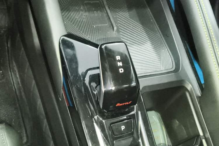 Used Geely Auto Coolray 2022 Bin Yue COOL 1.5TD DCT Battle Edition Gear Lever