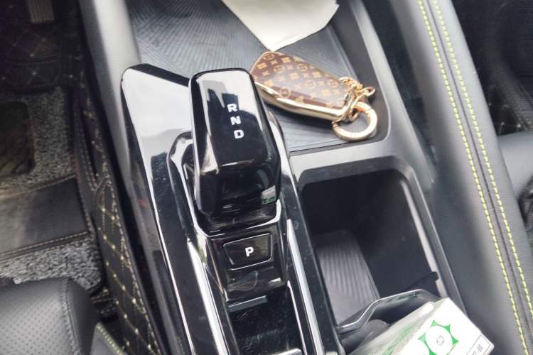 Used Geely Auto Coolray 2022 Bin Yue COOL 1.5TD DCT Hot Engine Edition Gear Lever