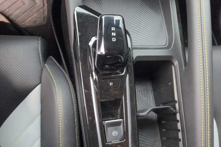 Used Geely Auto Coolray 2022 Bin Yue COOL 1.5TD DCT Ignite Edition Gear Lever