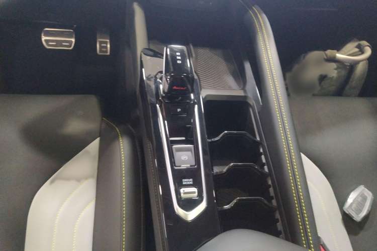 Used Geely Auto Coolray 2022 Bin Yue COOL 1.5TD DCT Battle Edition Gear Lever