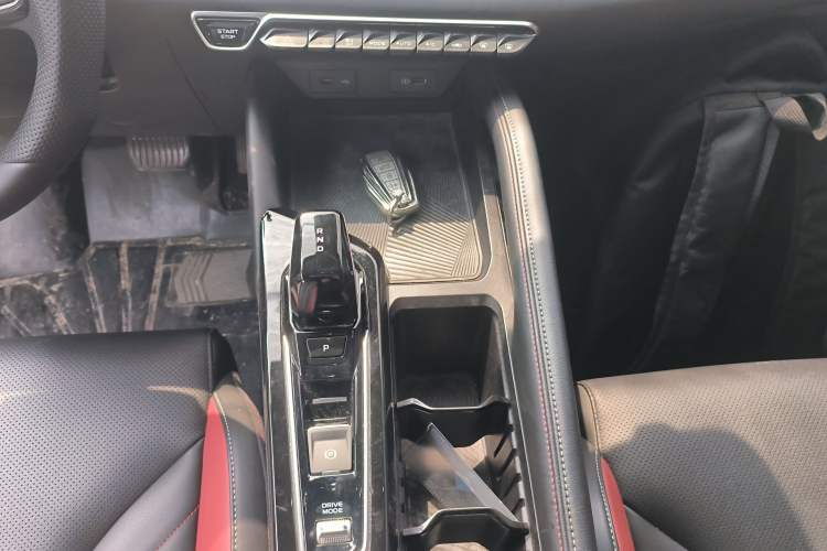 Used Geely Auto Coolray 2022 Bin Yue COOL 1.5TD DCT Ignite Edition Gear Lever