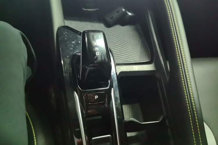 Used Geely Auto Coolray 2022 Bin Yue COOL 1.5TD DCT Hot Engine Edition Gear Lever