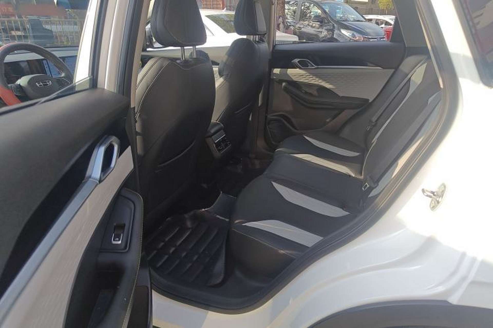 Used Geely Auto Coolray 2022 Bin Yue COOL 1.5TD DCT Hot Engine Edition Interior 2