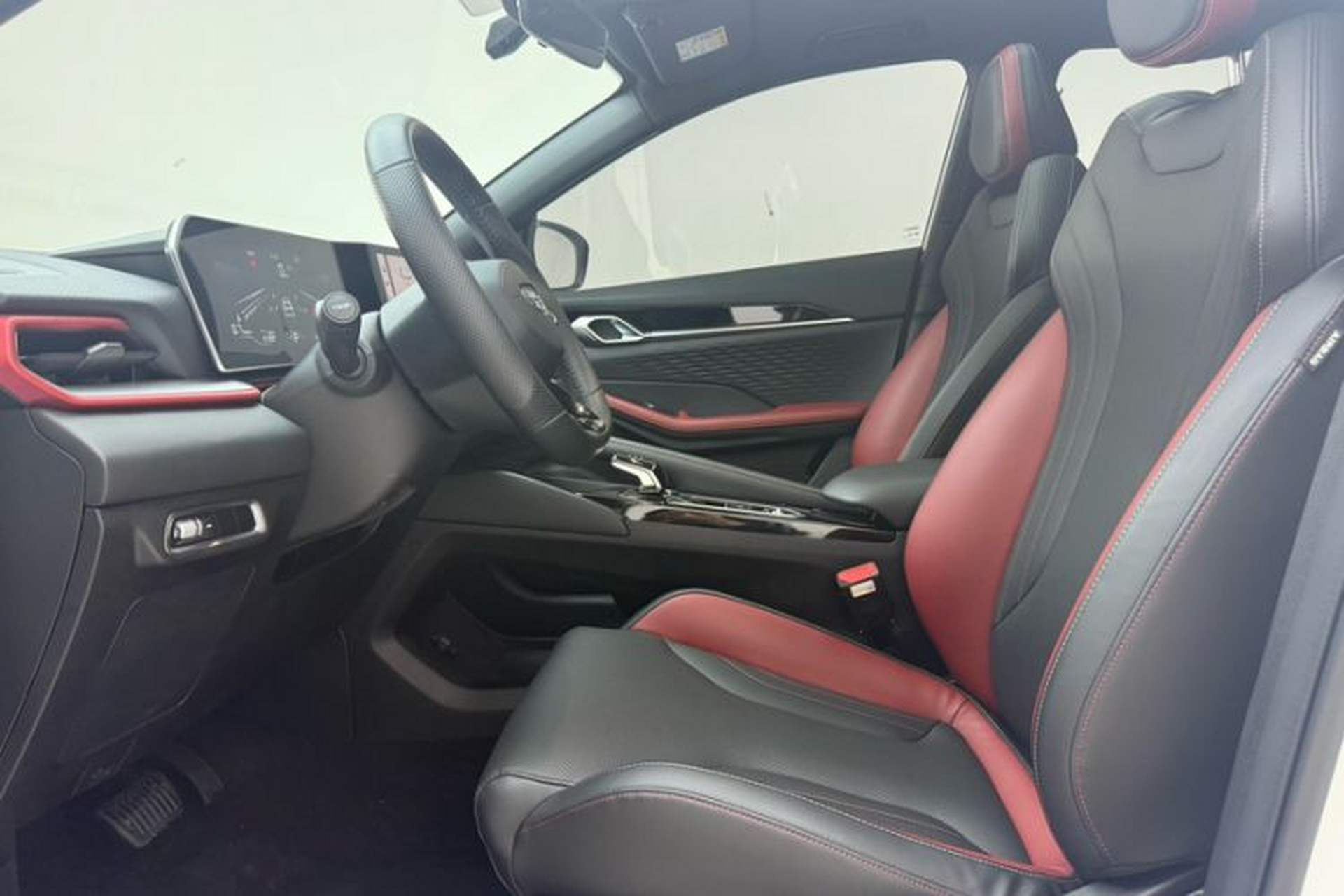 Used Geely Auto Coolray 2022 Bin Yue COOL 1.5TD DCT Hot Engine Edition Interior 3