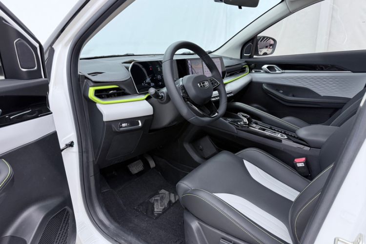 Used Geely Auto Coolray 2022 Bin Yue COOL 1.5TD DCT Hot Engine Edition Interior 4
