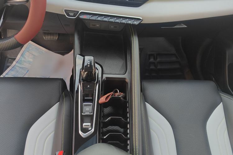 Used Geely Auto Coolray 2022 Bin Yue COOL 1.5TD DCT Hot Engine Edition Interior 5