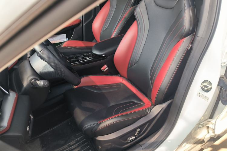Used Geely Auto Coolray 2022 Bin Yue COOL 1.5TD DCT Ignite Edition Left Front Seat