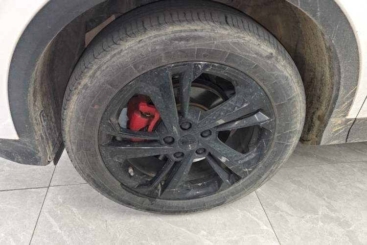 Used Geely Auto Coolray 2022 Bin Yue COOL 1.5TD DCT Hot Engine Edition Left Front Wheel Hub