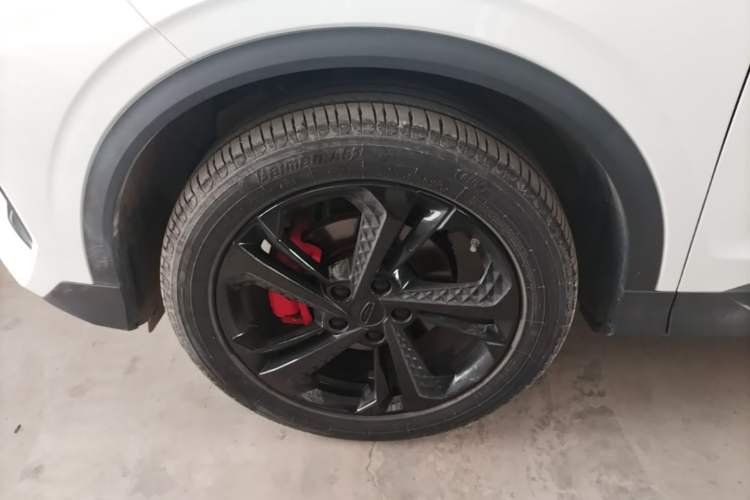 Used Geely Auto Coolray 2022 Bin Yue COOL 1.5TD DCT Ignite Edition Left Front Wheel Hub