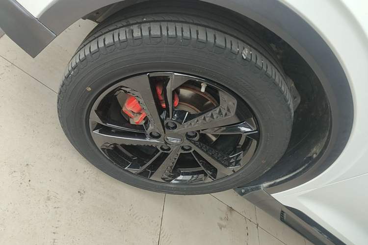 Used Geely Auto Coolray 2022 Bin Yue COOL 1.5TD DCT Hot Engine Edition Left Front Wheel Hub