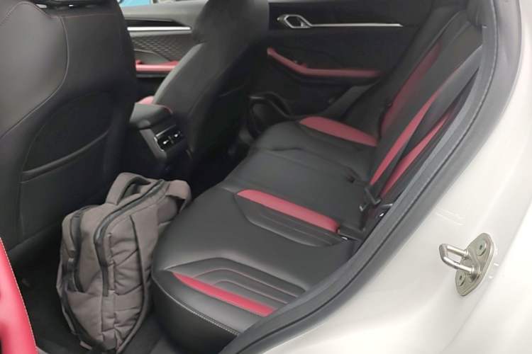 Used Geely Auto Coolray 2022 Bin Yue COOL 1.5TD DCT Ignite Edition Left Rear Seat