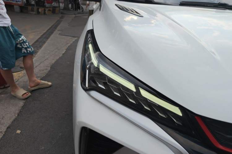 Used Geely Auto Coolray 2022 Bin Yue COOL 1.5TD DCT Ignite Edition Right Front Headlight