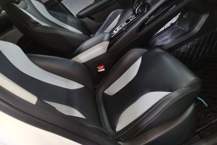 Used Geely Auto Coolray 2022 Bin Yue COOL 1.5TD DCT Ignite Edition Right Front Seat